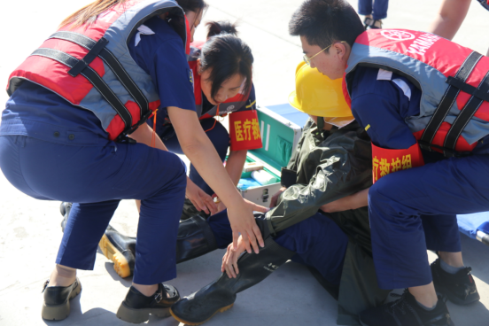 “以‘演’促防 以‘練’備戰(zhàn)”公司保稅區(qū)廠區(qū)開(kāi)展2024年自然災(zāi)害（防臺(tái)風(fēng)、防汛）處置演練活動(dòng)652.png